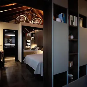 Komodo Gran Poder - Penthouse With Private Pool And Cozy Twin Bedroom Apartment